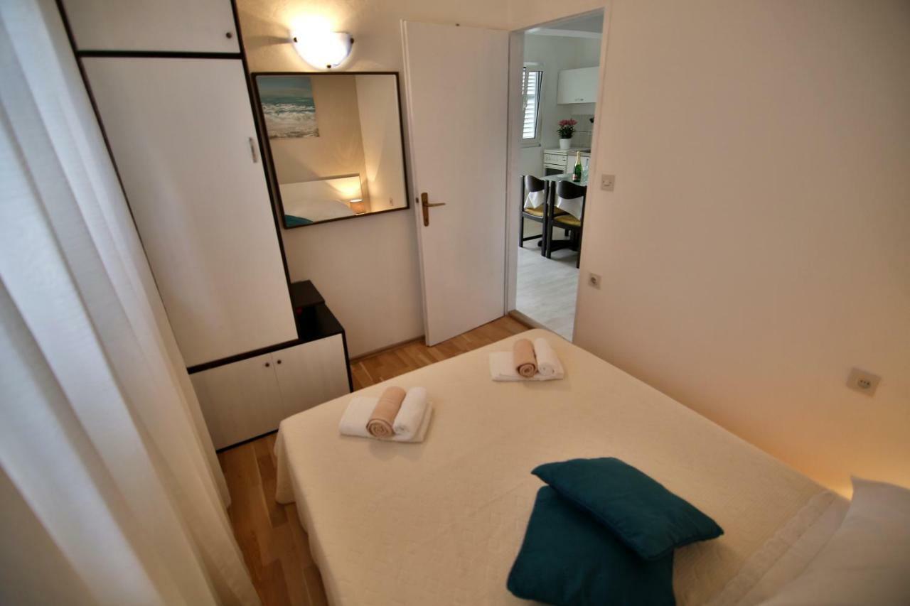 Apartment Rosemary Rogoznica  Exteriör bild